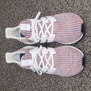 NEW MEN'S ADIDAS ULTRA BOOST SNEAKERS